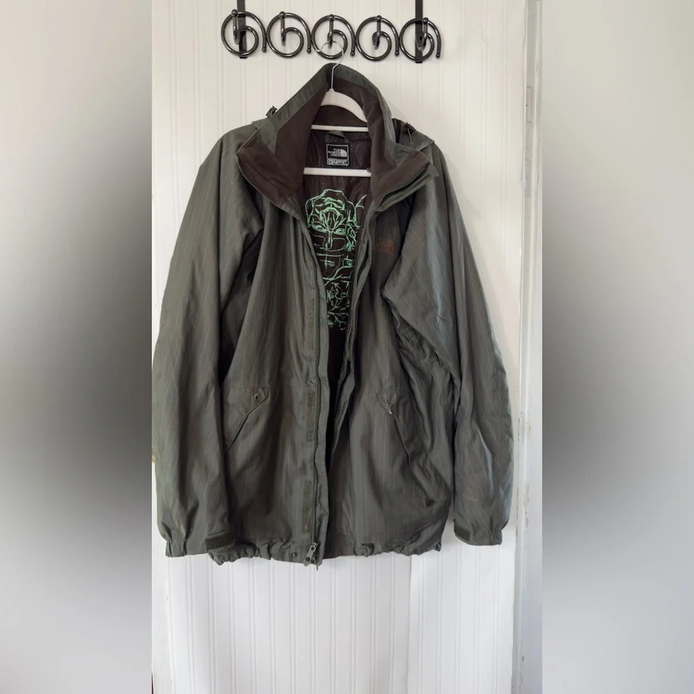 The North Face‎ Men's Green Performance Jacket Sz L